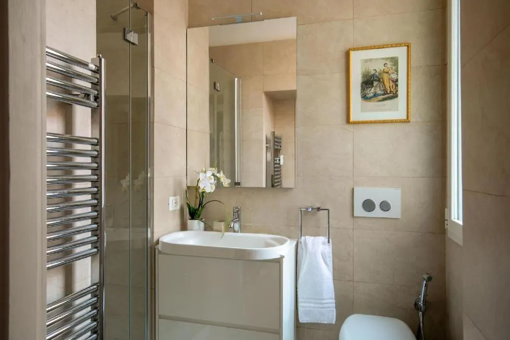 Avignonesi Suites - Ca Domus Collection Rzym 3*,  Włochy